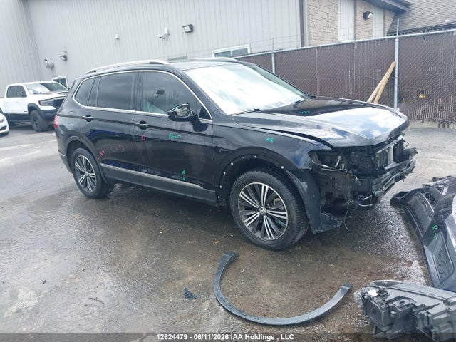 12624479 :رقم المزاد ، 3VV4B7AXXJM037704 vin ، 2018 Volkswagen Tiguan Sel Premium مزاد بيع