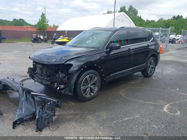 3VV4B7AXXJM037704 Volkswagen Tiguan Sel Premium