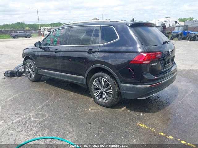 3VV4B7AXXJM037704 Volkswagen Tiguan Sel Premium