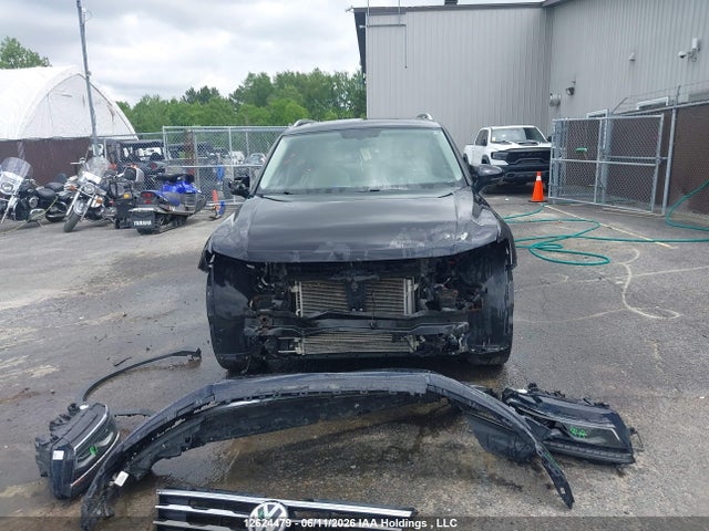 3VV4B7AXXJM037704 Volkswagen Tiguan Sel Premium