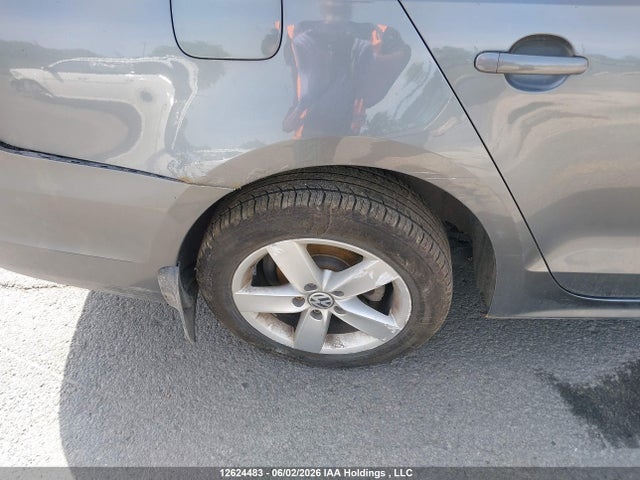 3VWD07AJ1EM212585 Volkswagen JETTA SE