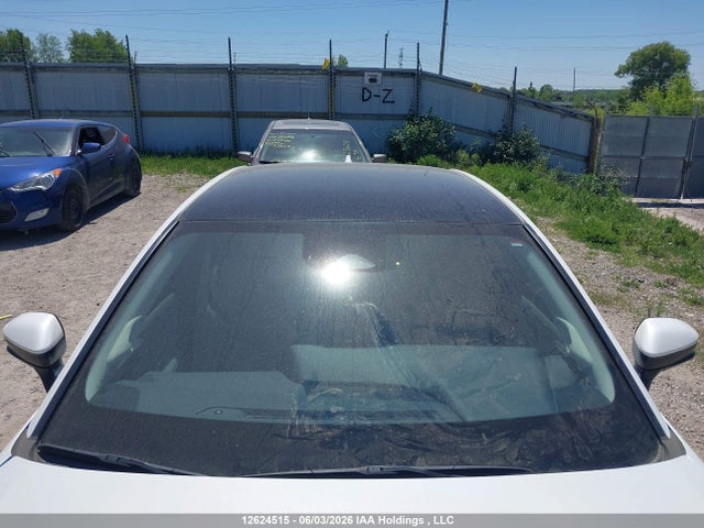 2024 Toyota Crown Limited მანქანა იყიდება აუქციონზე, vin: JTDAAAAF4R3023867, აუქციონის ნომერი: 12624515