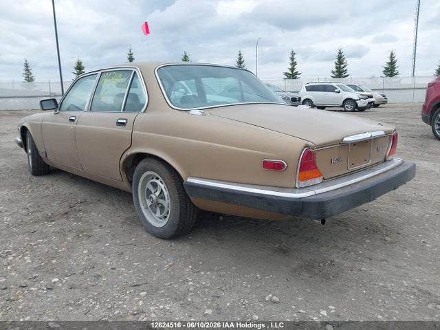 12624516 :رقم المزاد ، SAJAL1245GC432997 vin ، 1986 Jaguar Xj6 مزاد بيع