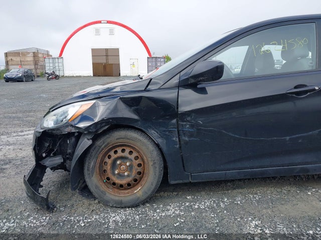 2015 Hyundai Accent Gls მანქანა იყიდება აუქციონზე, vin: KMHCT4AE0FU844428, აუქციონის ნომერი: 12624580