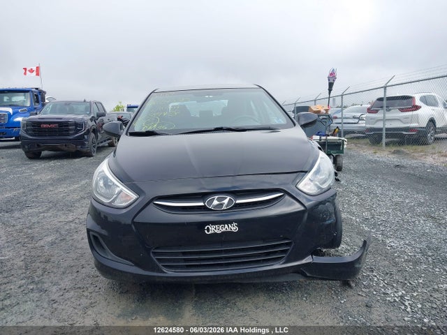 2015 Hyundai Accent Gls მანქანა იყიდება აუქციონზე, vin: KMHCT4AE0FU844428, აუქციონის ნომერი: 12624580