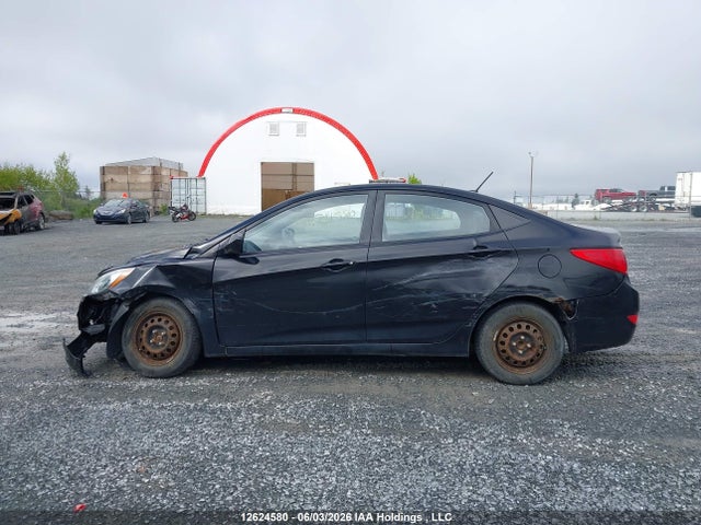 2015 Hyundai Accent Gls მანქანა იყიდება აუქციონზე, vin: KMHCT4AE0FU844428, აუქციონის ნომერი: 12624580