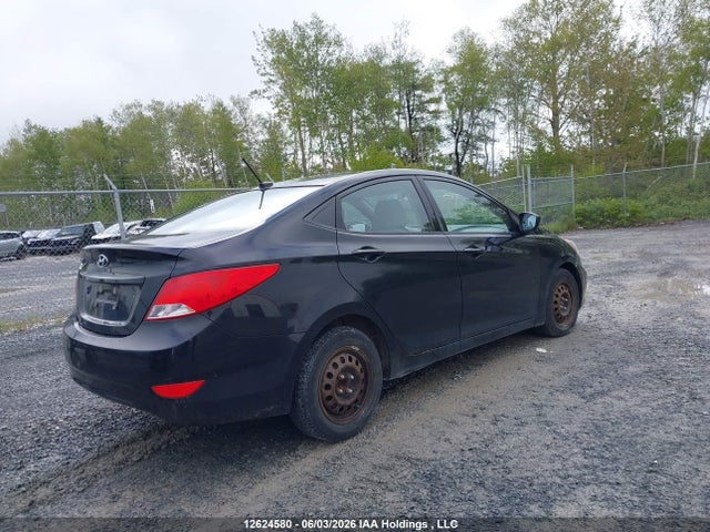 2015 Hyundai Accent Gls მანქანა იყიდება აუქციონზე, vin: KMHCT4AE0FU844428, აუქციონის ნომერი: 12624580