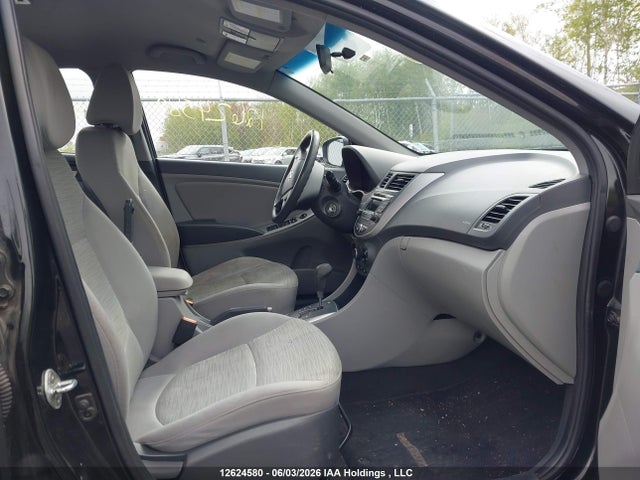 2015 Hyundai Accent Gls მანქანა იყიდება აუქციონზე, vin: KMHCT4AE0FU844428, აუქციონის ნომერი: 12624580