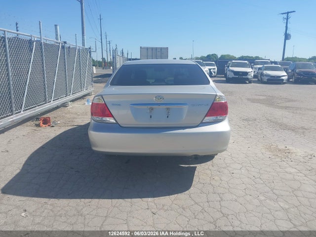 Aukcja sprzedaży 2005 Toyota Camry Le/xle/se, vin: 4T1BE32K05U079966, numer aukcji: 12624592