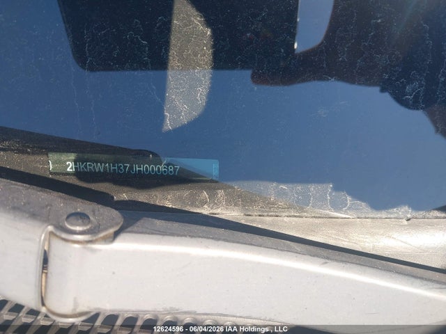 2HKRW1H37JH000687 Honda CR-V LX