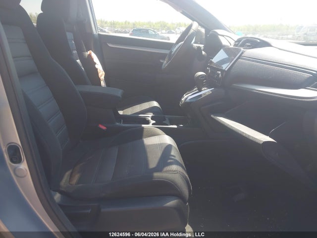 2HKRW1H37JH000687 Honda CR-V LX