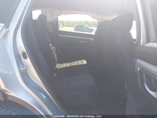 2HKRW1H37JH000687 Honda CR-V LX