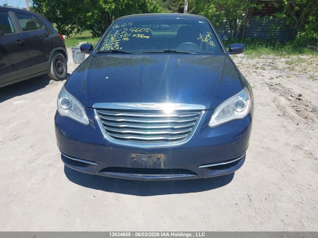 2013 Chrysler 200 მანქანა იყიდება აუქციონზე, vin: 1C3CCBAB9DN636381, აუქციონის ნომერი: 12624605
