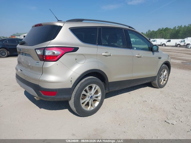 1FMCU0GD1HUD70481 Ford ESCAPE SE