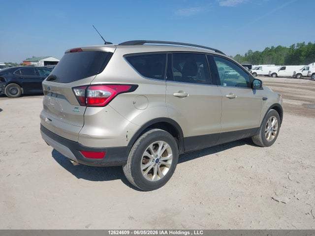 1FMCU0GD1HUD70481 Ford ESCAPE SE