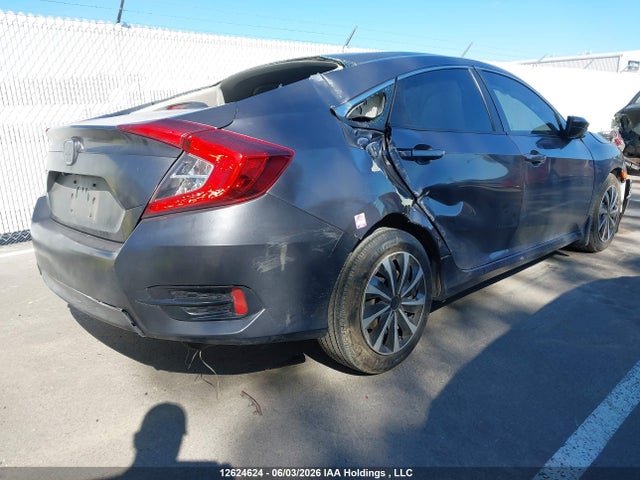 12624624 :رقم المزاد ، 2HGFC2F52GH013100 vin ، 2016 Honda Civic Sedan مزاد بيع
