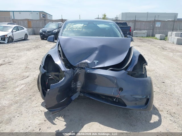 Tesla Model Y 2023 LRWYGDFD8PC221688 Image 11