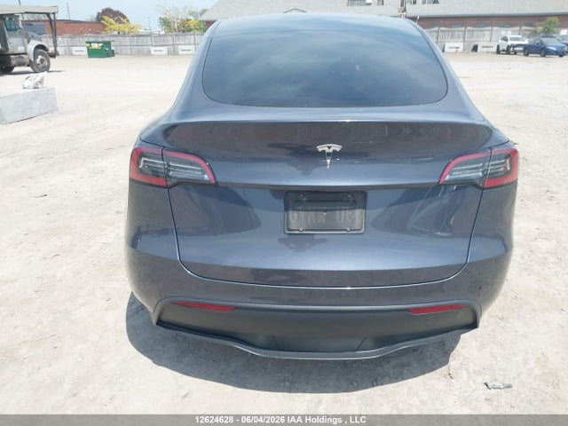 Tesla Model Y 2023 LRWYGDFD8PC221688 Image 15