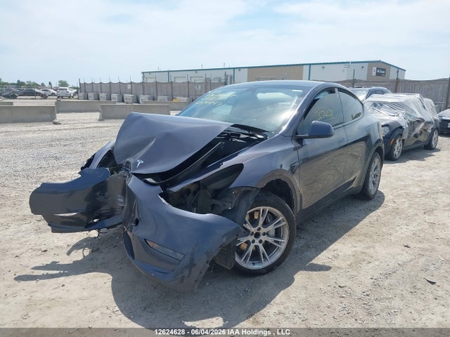 Tesla Model Y 2023 LRWYGDFD8PC221688 Image 2