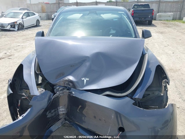 Tesla Model Y 2023 LRWYGDFD8PC221688 Image 9
