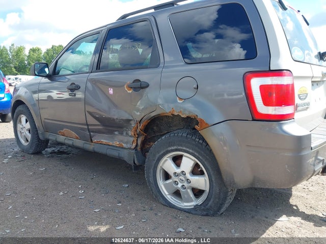12624637 :رقم المزاد ، 1FMCU0DG9BKC20121 vin ، 2011 Ford Escape مزاد بيع