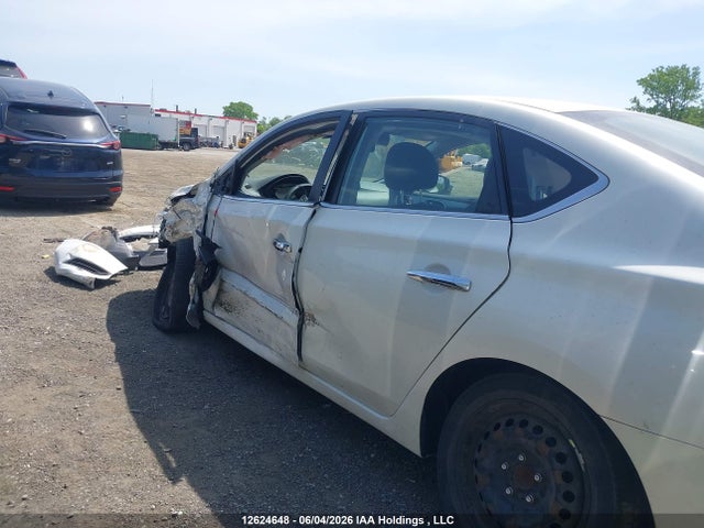Продажа на аукционе авто 2015 Nissan Sentra, vin: 3N1AB7AP0FL653526, номер лота: 12624648