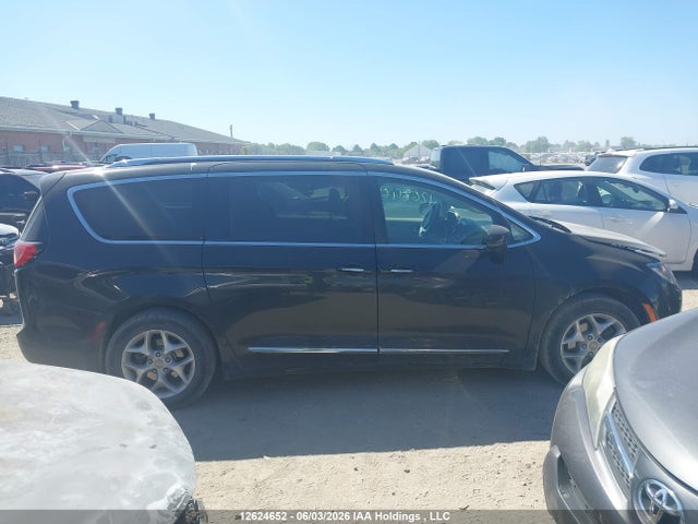 Chrysler Pacifica 2018 2C4RC1EG5JR102962 Image 14