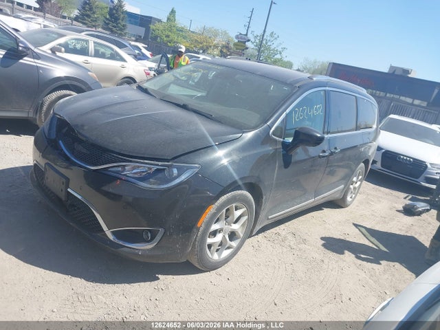 Chrysler Pacifica 2018 2C4RC1EG5JR102962 Image 2