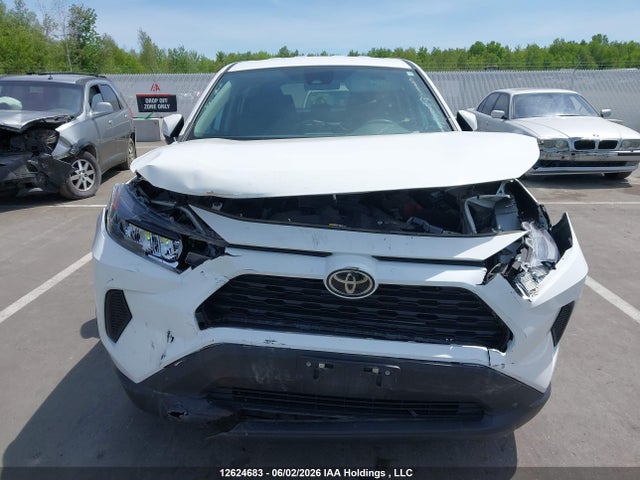 2T3B1RFV8NW255141 Toyota RAV4