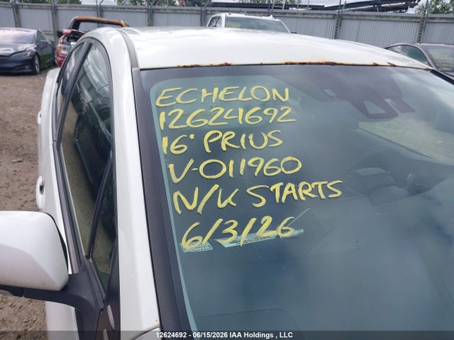 Toyota Prius 2016 JTDKBRFU5G3011960 Image 11