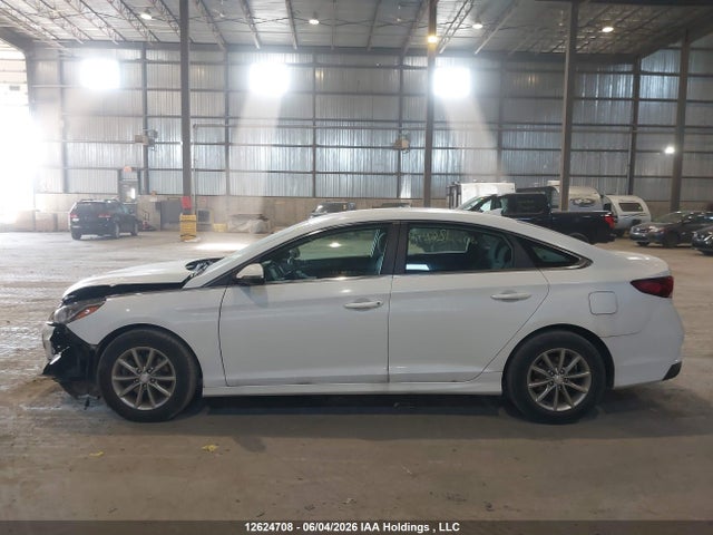 Продаж на аукціоні авто 2018 Hyundai Sonata Se, vin: 5NPE24AF5JH687698, номер лоту: 12624708