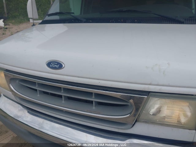 12624729 :رقم المزاد ، 1FDXE45S72HA60584 vin ، 2002 Ford E-450 Cutaway Standard مزاد بيع