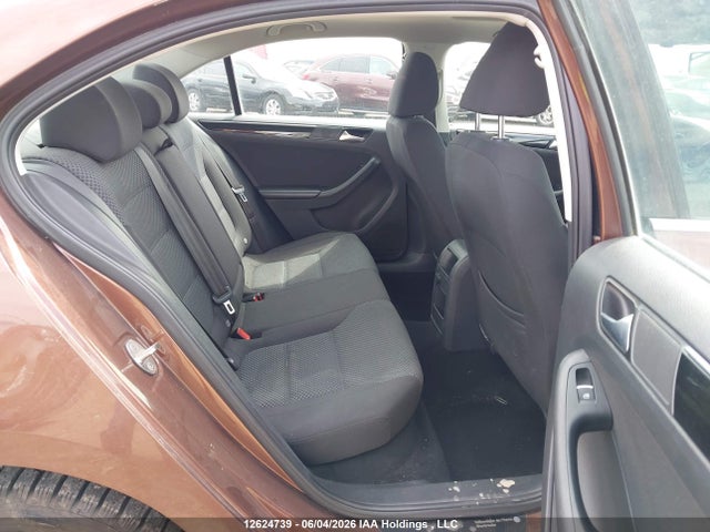2016 Volkswagen Jetta Comfortline მანქანა იყიდება აუქციონზე, vin: 3VWD07AJ0GM341212, აუქციონის ნომერი: 12624739