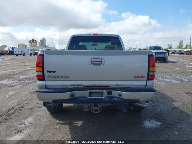2004 Gmc Sierra 1500 Denali მანქანა იყიდება აუქციონზე, vin: 2GTFK69U041328302, აუქციონის ნომერი: 12624801