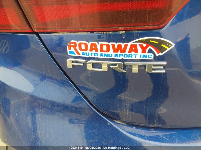 2021 Kia Forte Ex მანქანა იყიდება აუქციონზე, vin: 3KPF54ADXME293617, აუქციონის ნომერი: 12624819