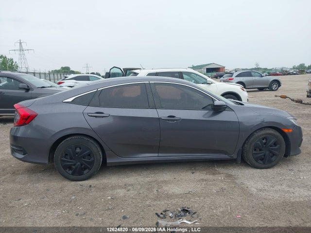 Продажа на аукционе авто 2017 Honda Civic Lx, vin: 2HGFC2F56HH028054, номер лота: 12624820