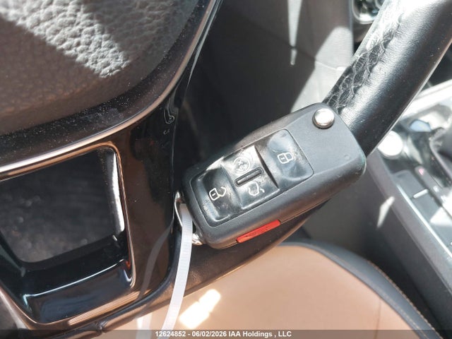 1VWCA7A38JC026595 Volkswagen Passat 2.0 Tsi Highline