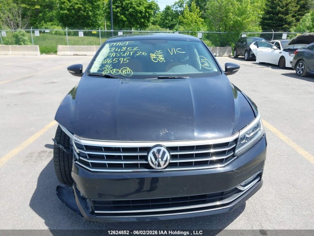 1VWCA7A38JC026595 Volkswagen Passat 2.0 Tsi Highline