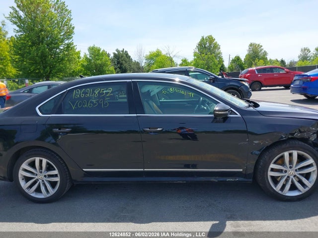 1VWCA7A38JC026595 Volkswagen Passat 2.0 Tsi Highline