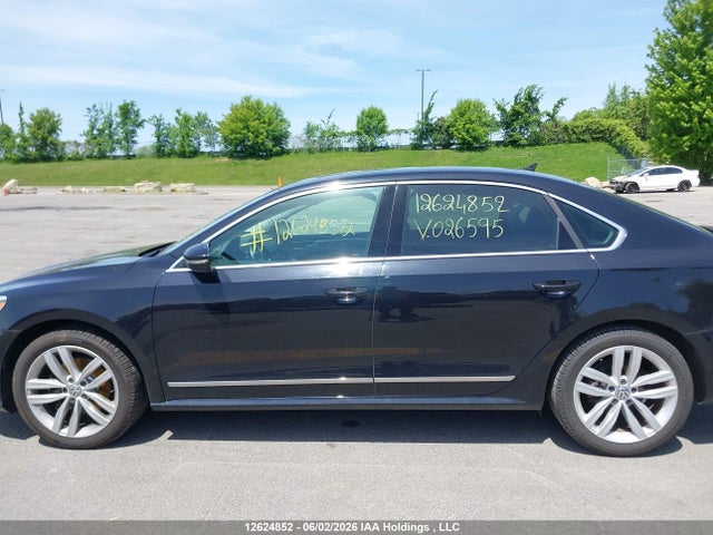 1VWCA7A38JC026595 Volkswagen Passat 2.0 Tsi Highline