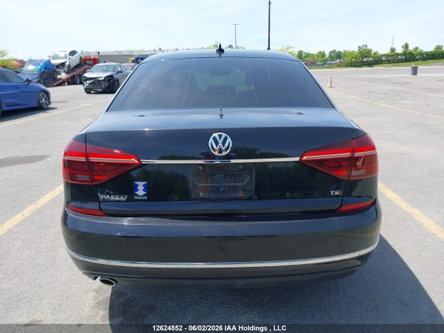 1VWCA7A38JC026595 Volkswagen Passat 2.0 Tsi Highline
