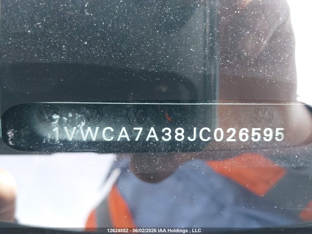 1VWCA7A38JC026595 Volkswagen Passat 2.0 Tsi Highline