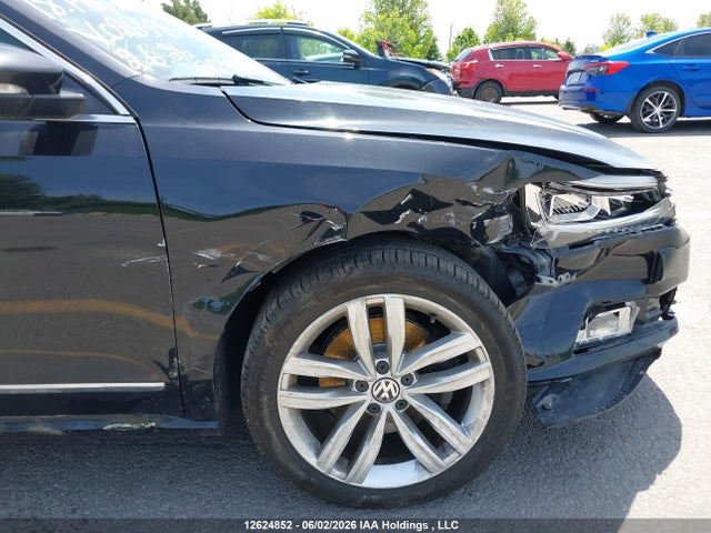 1VWCA7A38JC026595 Volkswagen Passat 2.0 Tsi Highline