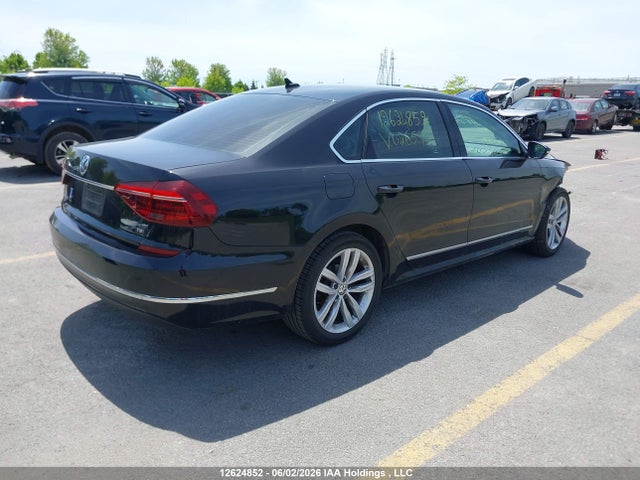 1VWCA7A38JC026595 Volkswagen Passat 2.0 Tsi Highline