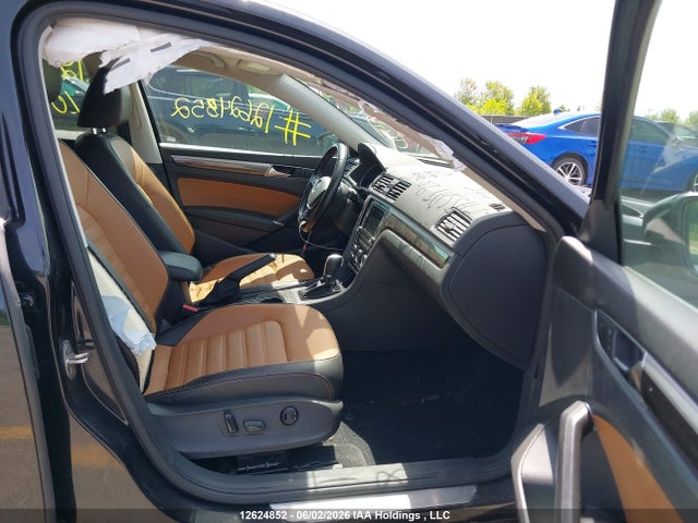 1VWCA7A38JC026595 Volkswagen Passat 2.0 Tsi Highline