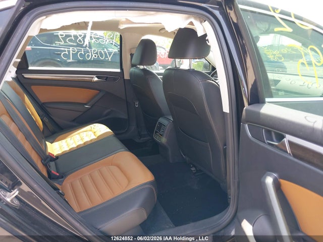 1VWCA7A38JC026595 Volkswagen Passat 2.0 Tsi Highline