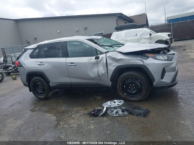 Toyota RAV4 2025 2T3B1RFV6SC569979 Image 14