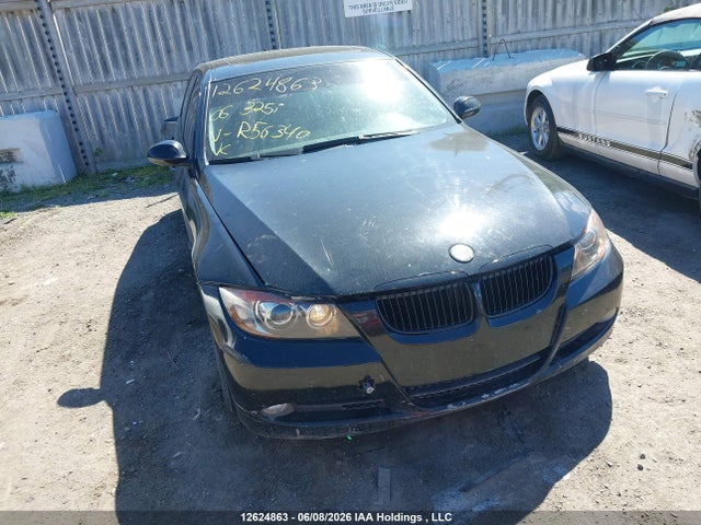 2006 Bmw 325i მანქანა იყიდება აუქციონზე, vin: WBAVB13536KR56340, აუქციონის ნომერი: 12624863