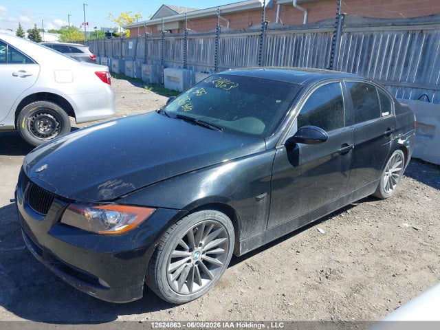 2006 Bmw 325i მანქანა იყიდება აუქციონზე, vin: WBAVB13536KR56340, აუქციონის ნომერი: 12624863