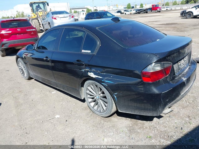 2006 Bmw 325i მანქანა იყიდება აუქციონზე, vin: WBAVB13536KR56340, აუქციონის ნომერი: 12624863